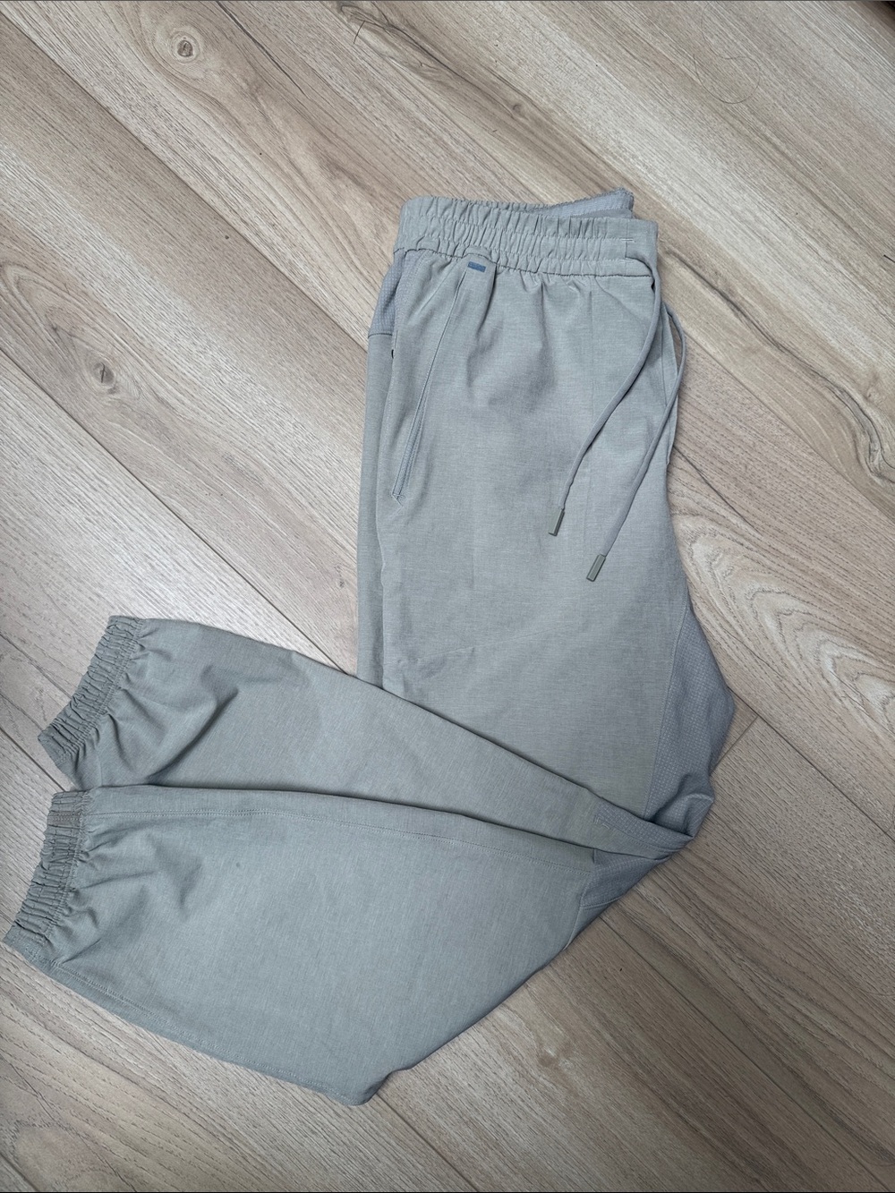 Mens Lululemon ABC jogger wovenair size M